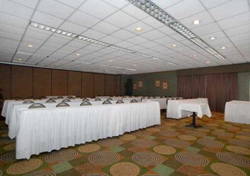 Quality & Hanes Mall Hotel Winston-Salem